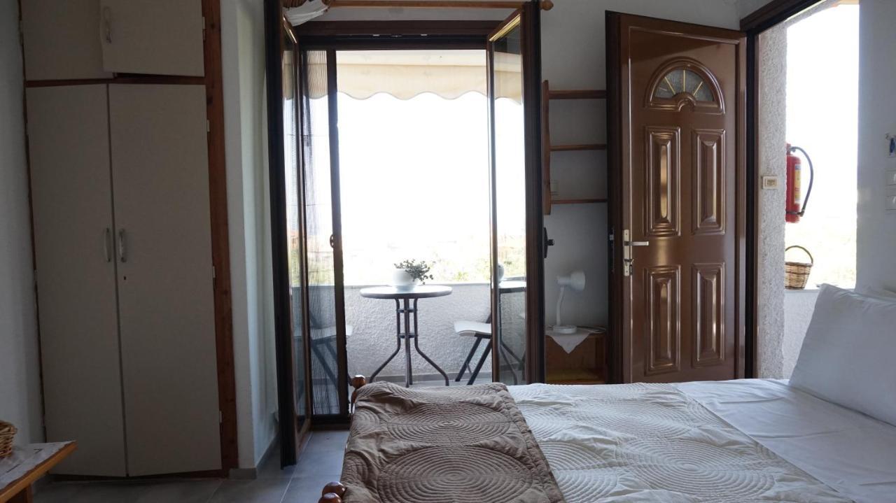Stella Rooms Kardhamili Exterior foto